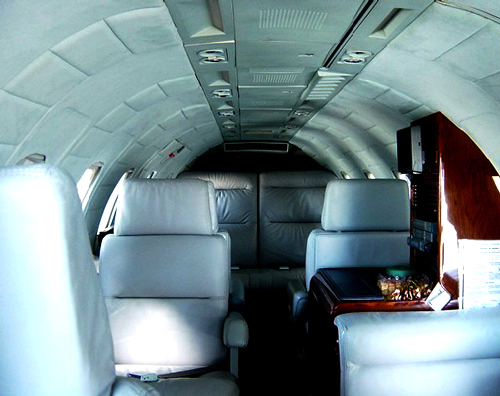 Jet interior restoration